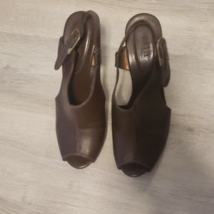 Brown leather peep toe booties